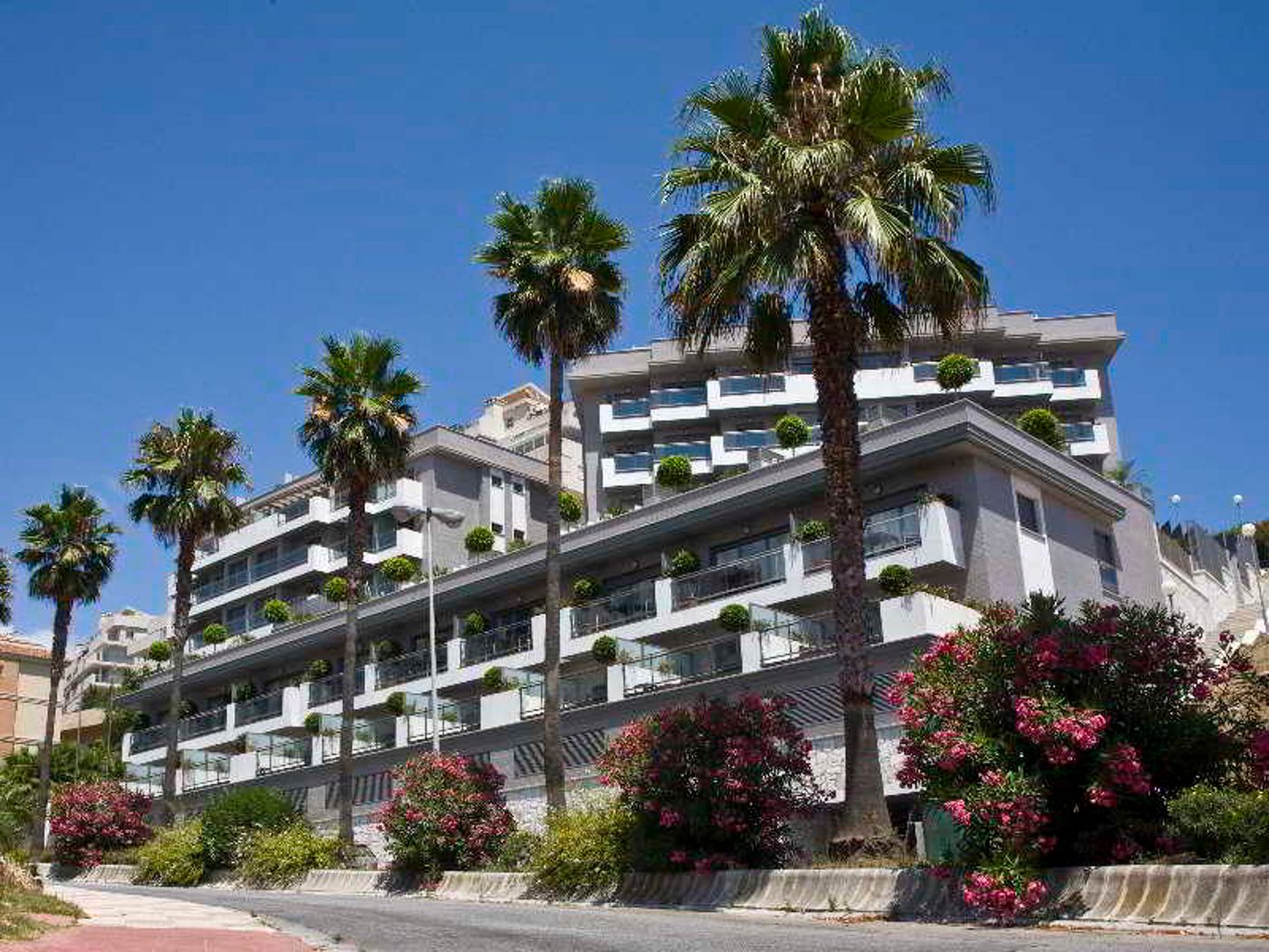 Nexus-Benalmadena-Suites-and-Apartments-General-view-1