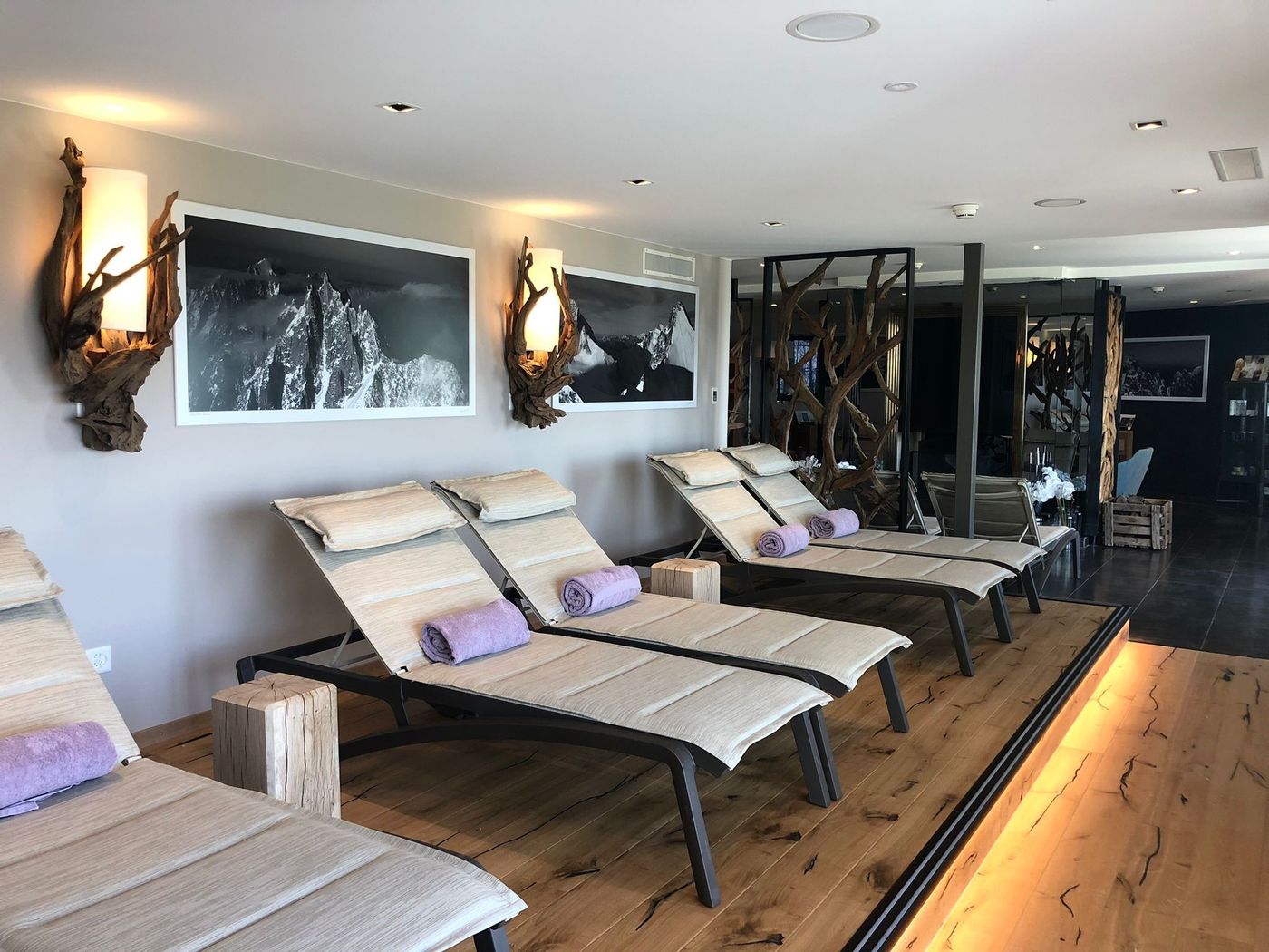 Hotel-Everness--Signature-Collection-Sports-and-Entertainment-38