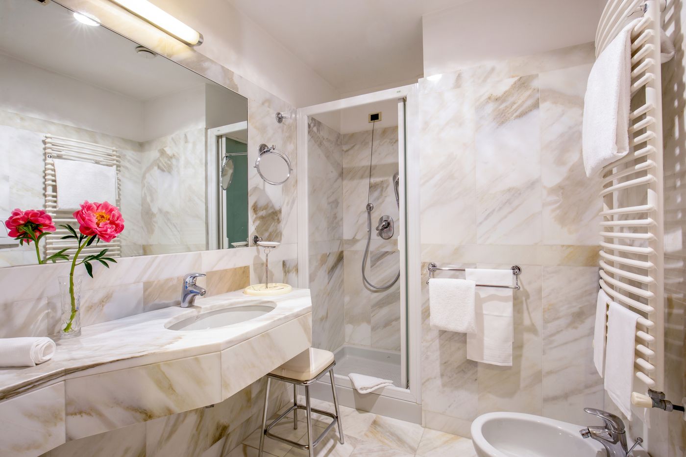 Unaway-Hotel-Empire-Roma-Room-30