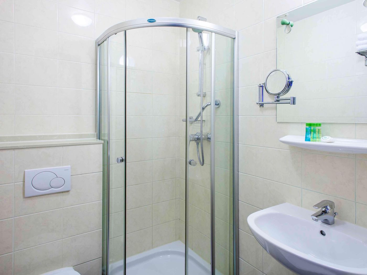 ibis-Styles-Amsterdam-City-Room-45