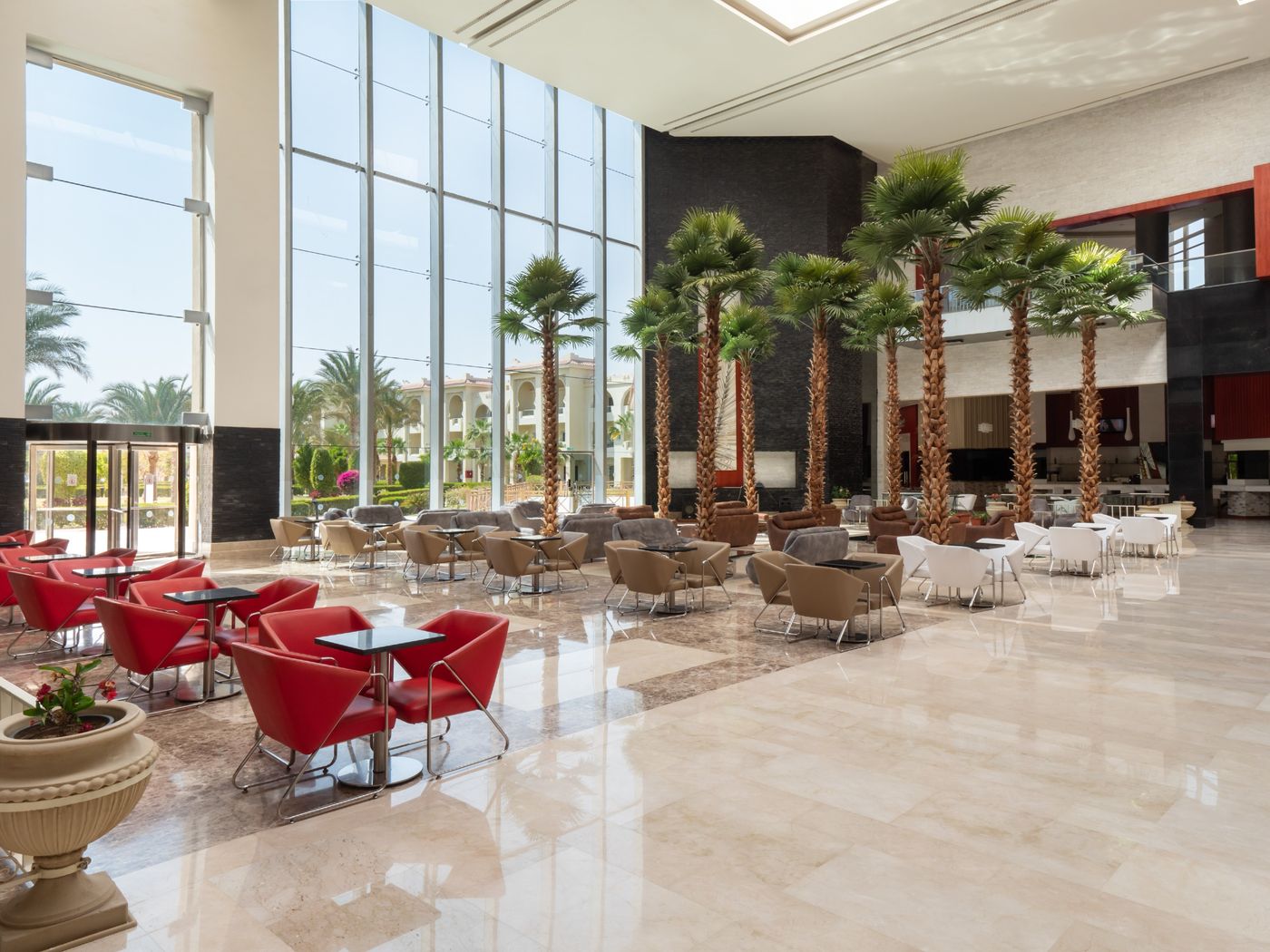 Serenity-Alma-ex--Serenity-Fun-City-Lobby-52