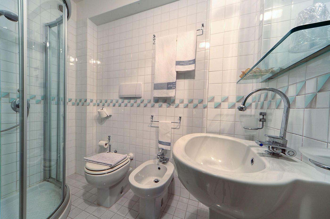 Hotel-Ambasciatori-Room-18