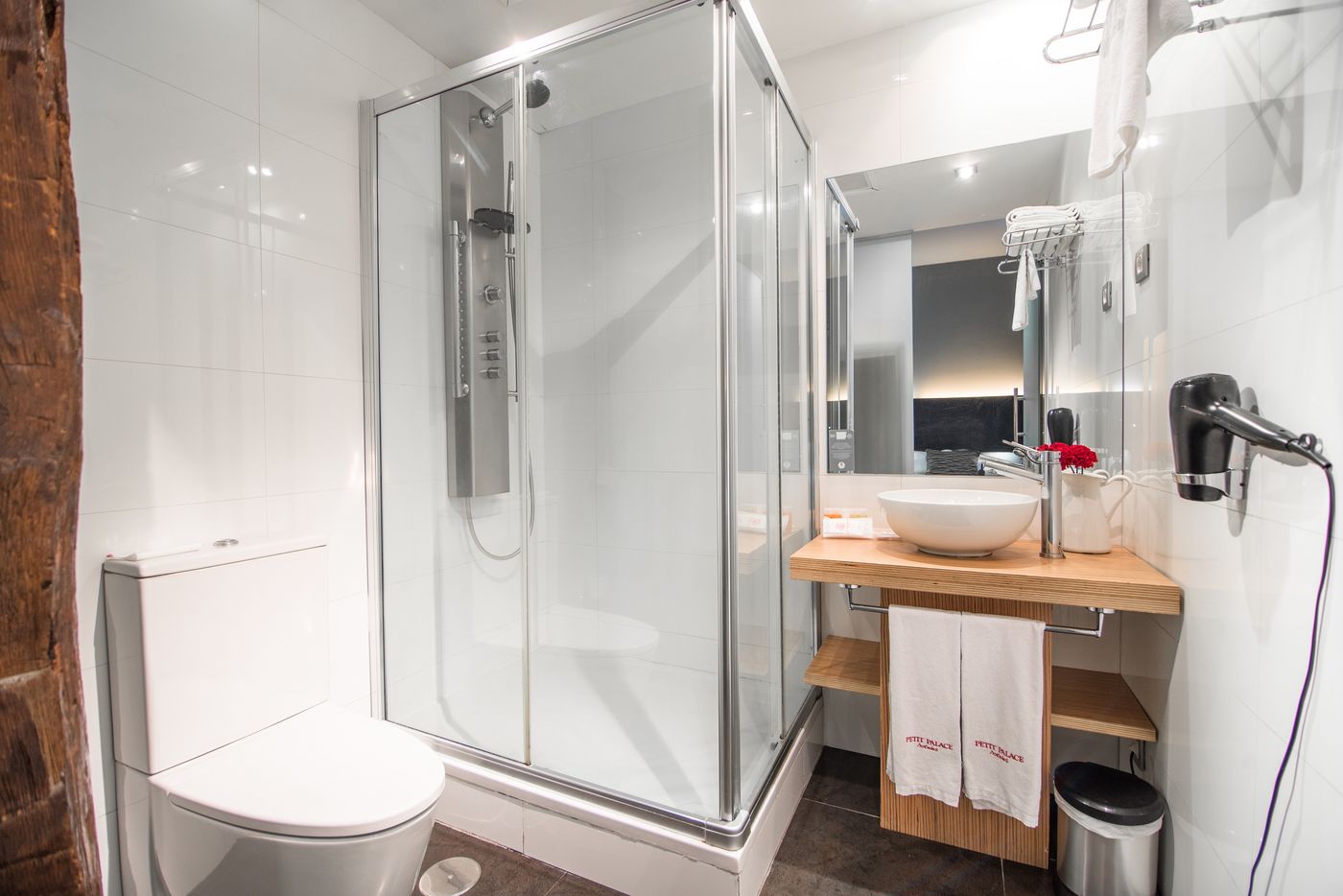 Petit-Palace-Tres-Cruces-Spain-Room-22