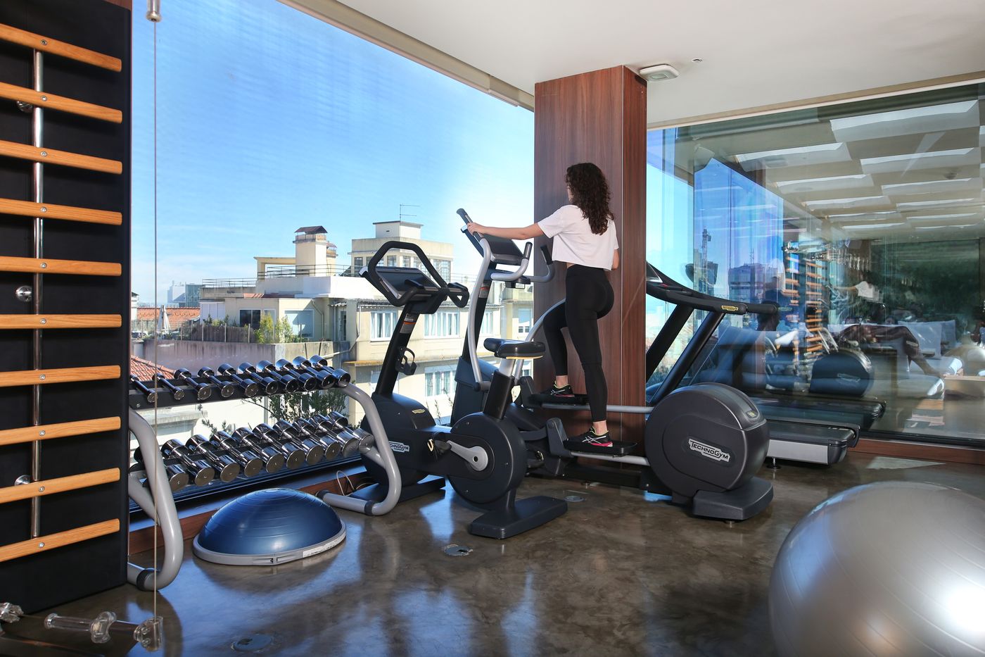 Lux Lisboa Park-Portugal-LISBOA-Sports and Entertainment-2