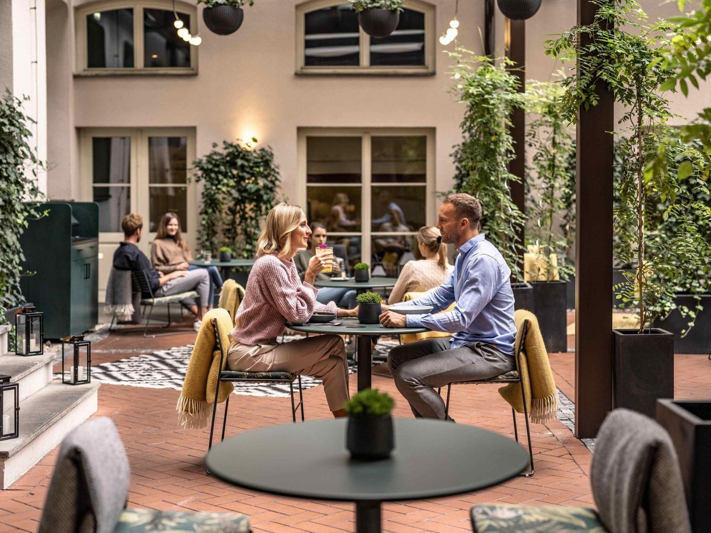 Falkensteiner-Hotel-Maria-Prag-Restaurant-17