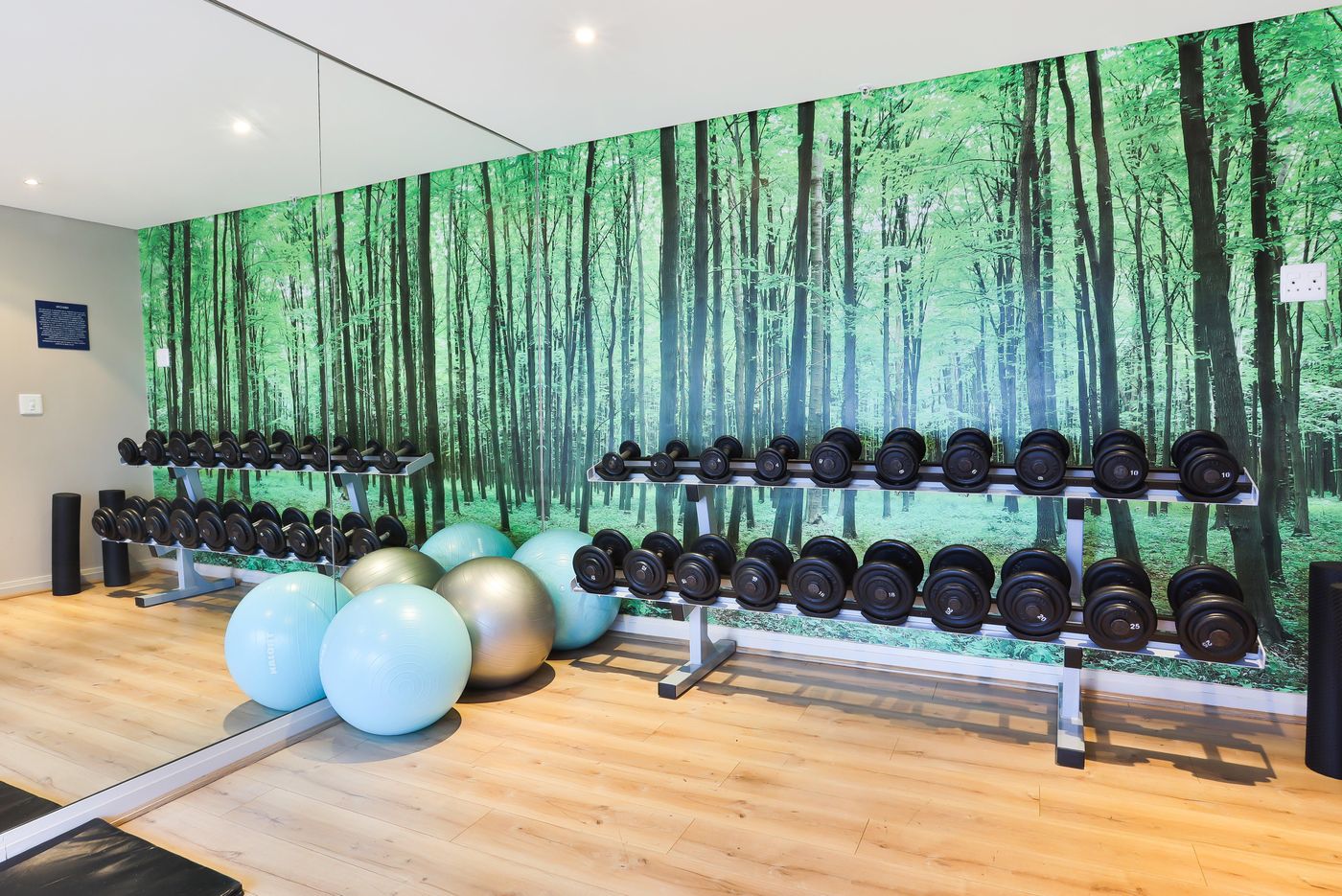 Holiday-Inn-Express-Cape-Town-City-Centre-Sports-and-Entertainment-58