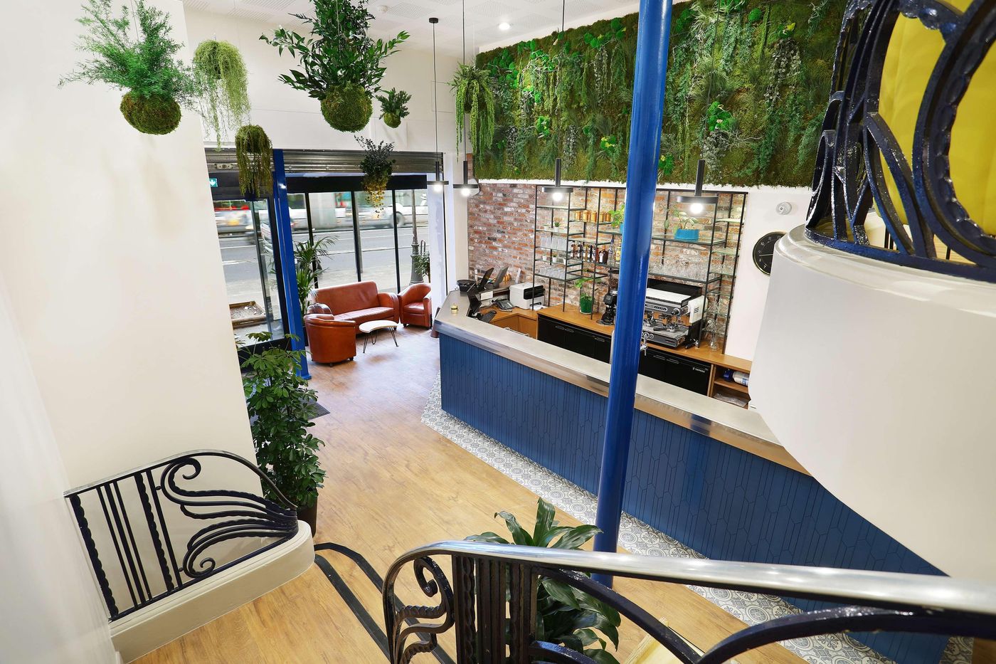 The-Playce-by-HappyCulture-Bar-2