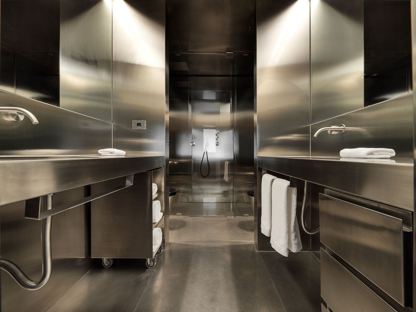 Rhinoceros-Roma-Room-29