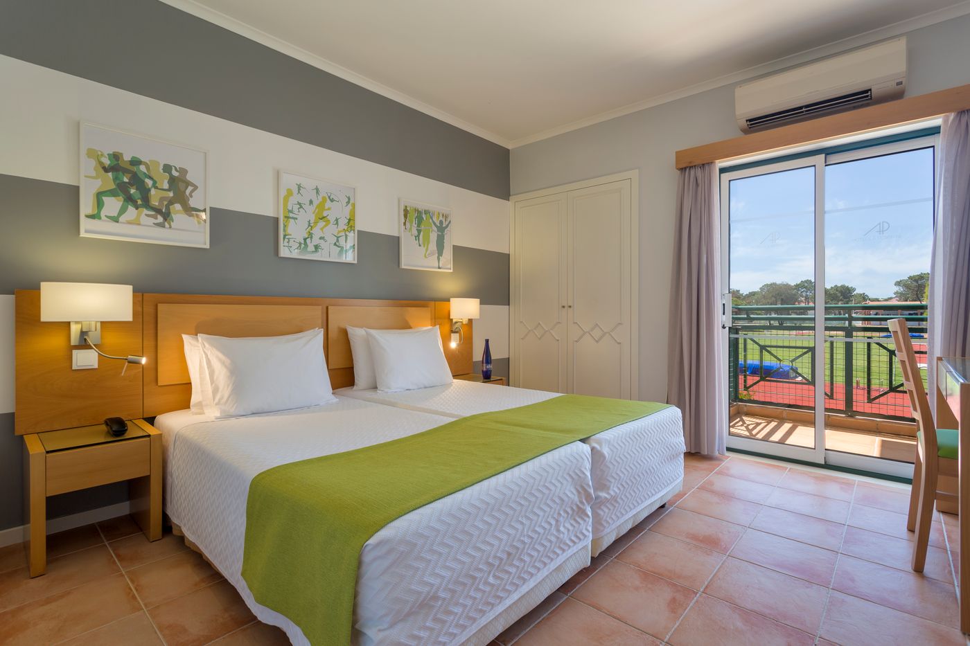 AP-Victoria-Sports---Beach-Room-22