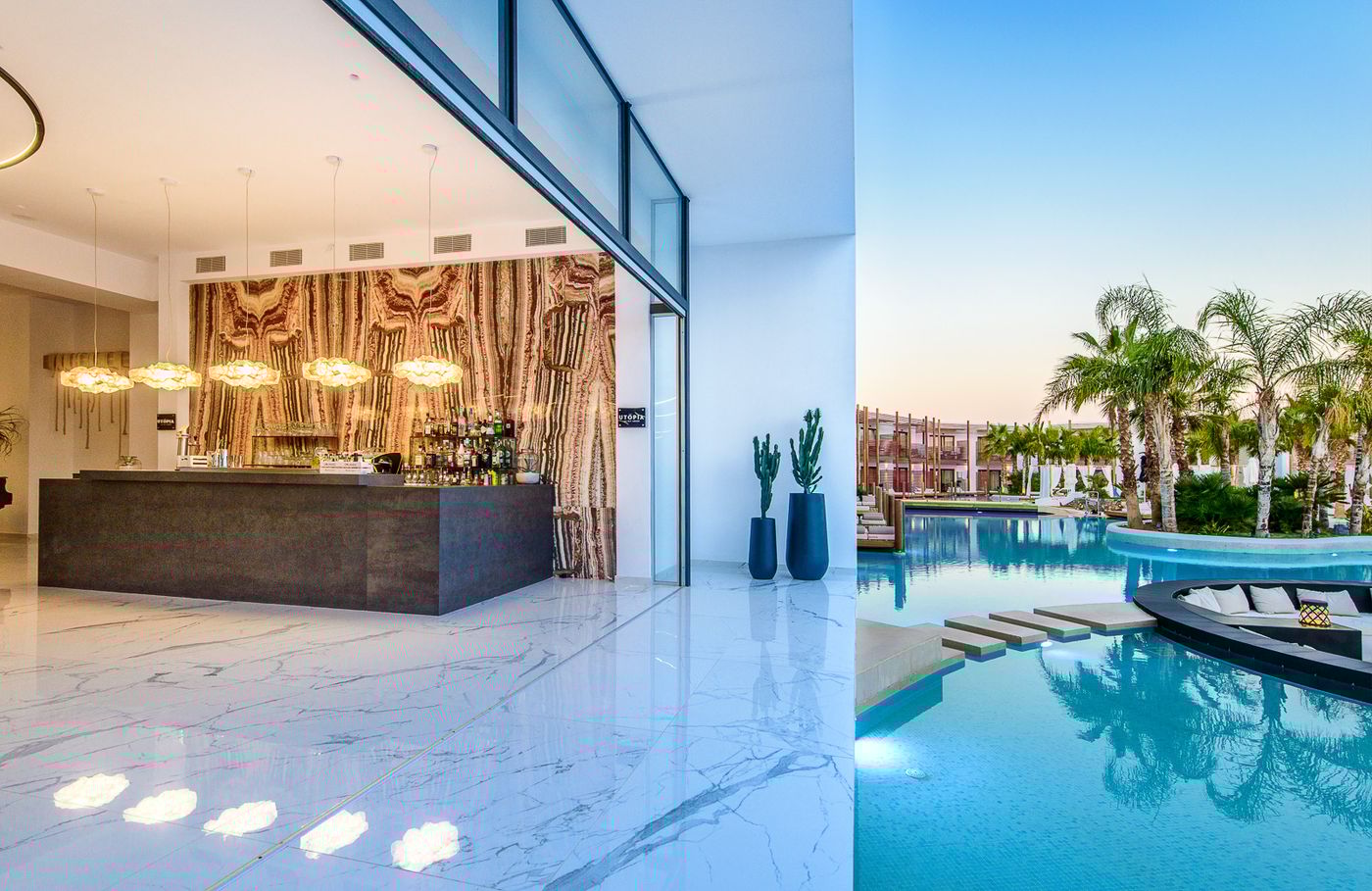 Stella-Island-Luxury-Resort---Spa---Adults-Only-Bar-67