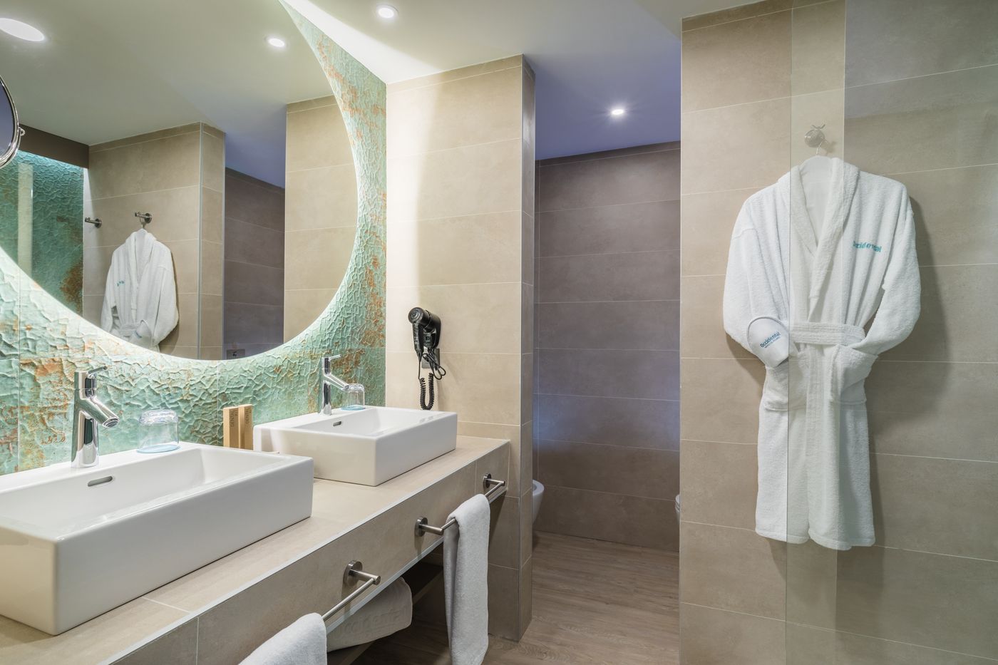 Occidental-Puerto-Ban--s-Room-30