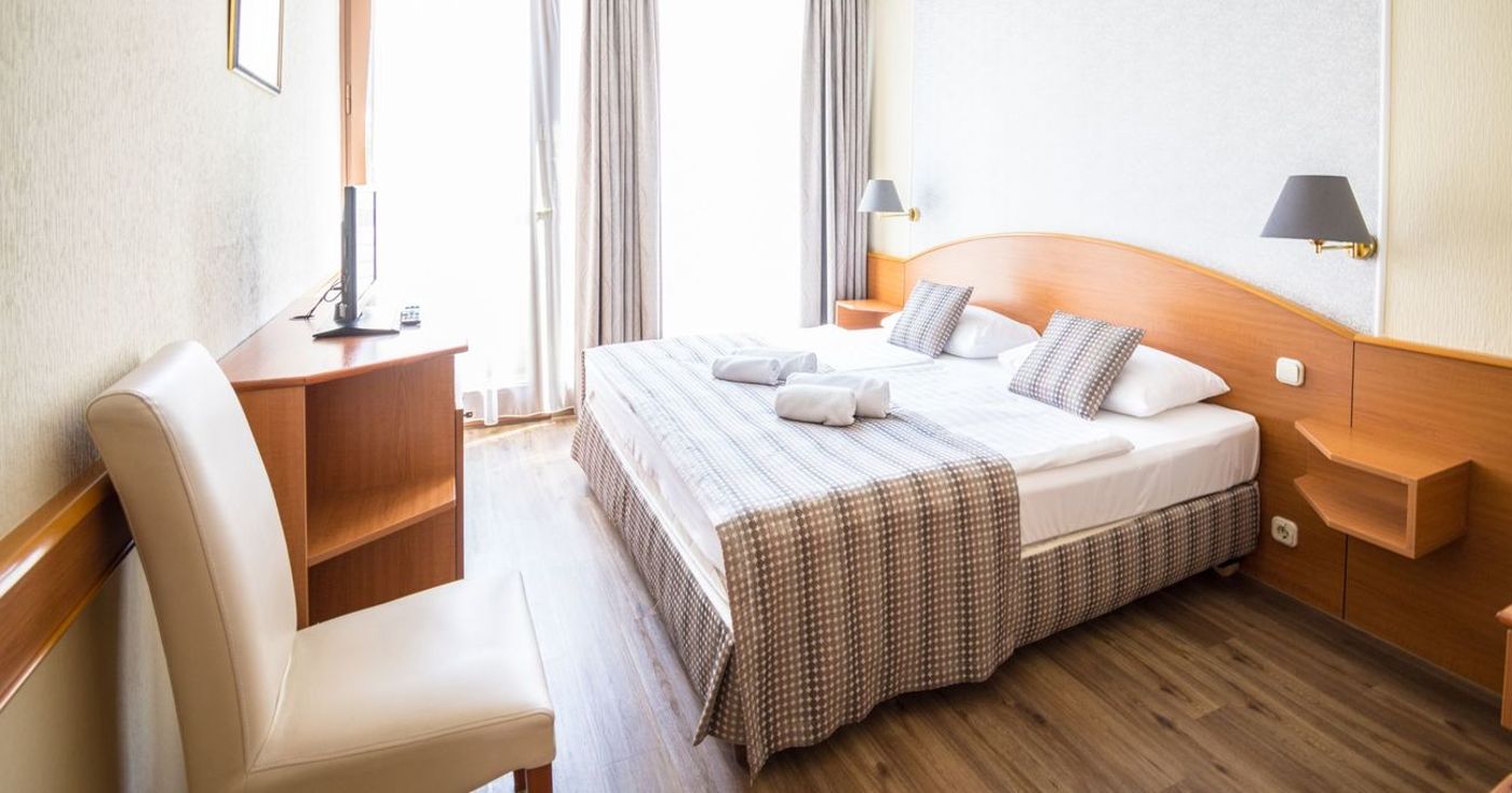 Hotel-Orion-Varkert-Room-17