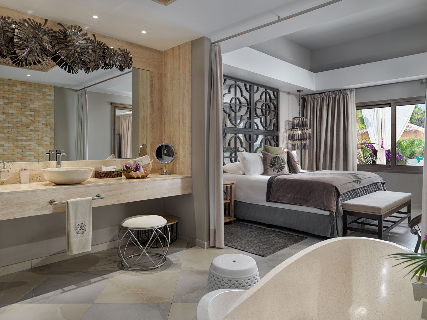 Royal-River---Adults-Only-Room-24