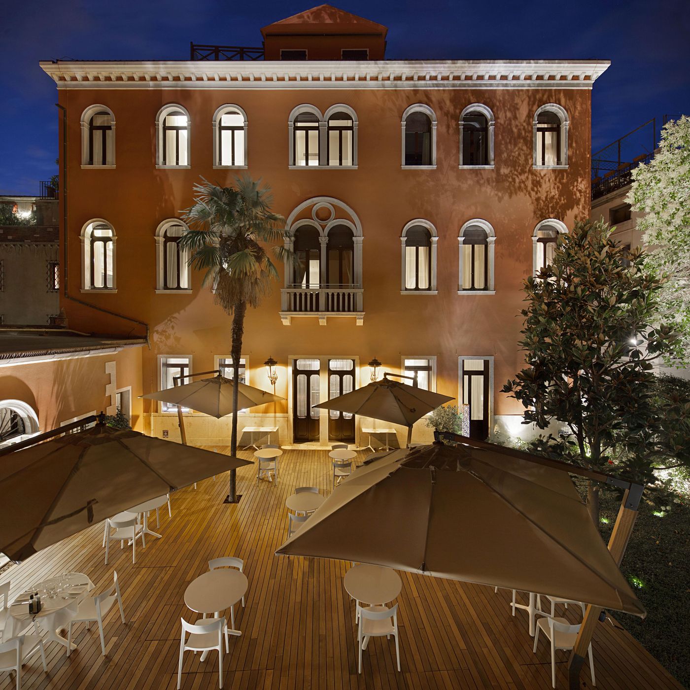 Palazzo-Barocci-Terrace-4