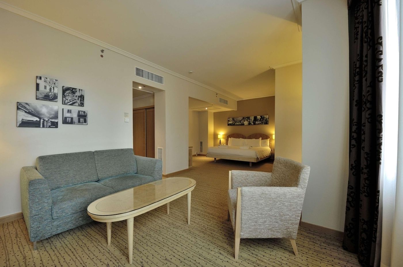 Hilton-Milan-Room-27