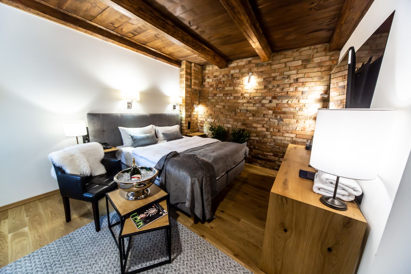 Hotel-Rubinstein-Room-10