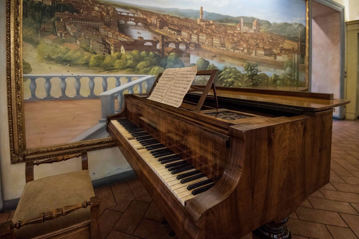 Alba-Palace-Lobby-25