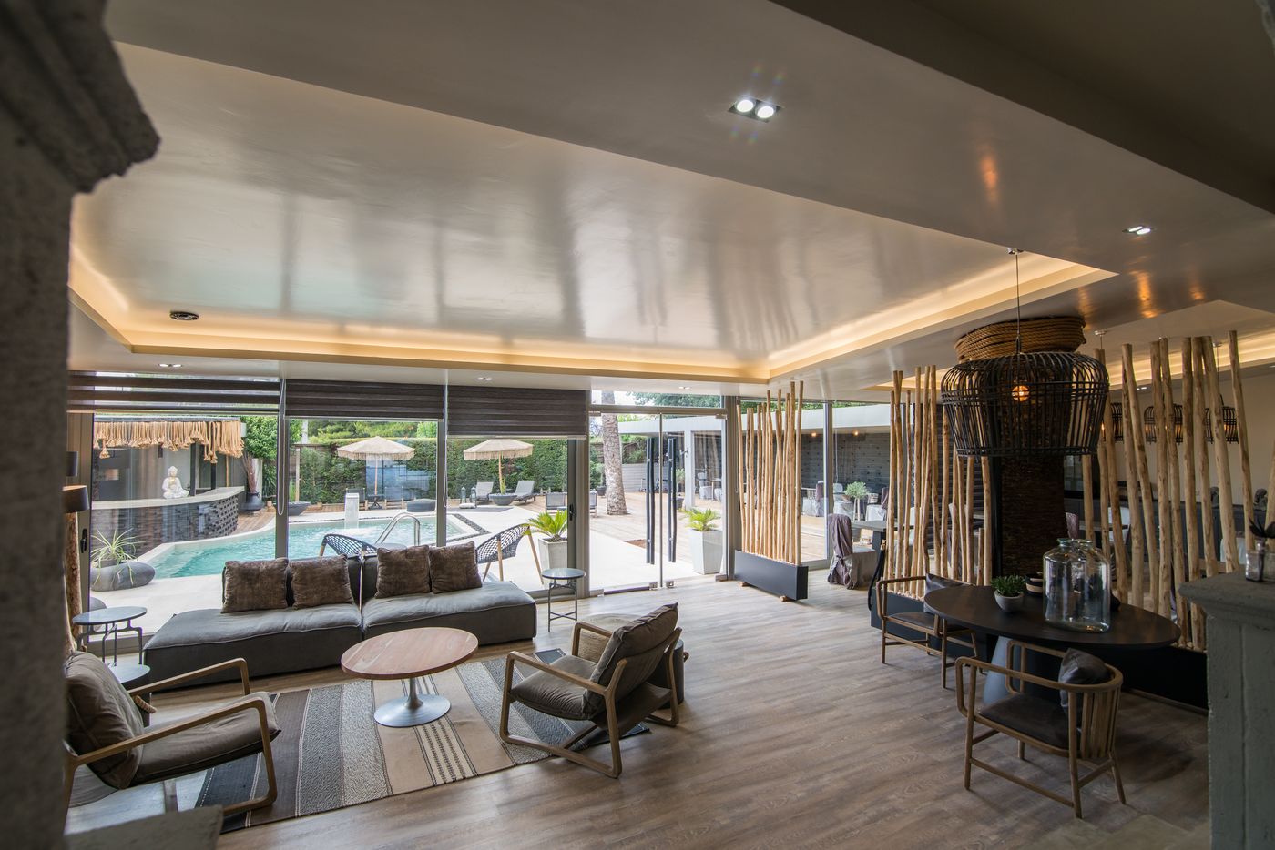 Mikelina-Boutique-Hotel-Lobby-11