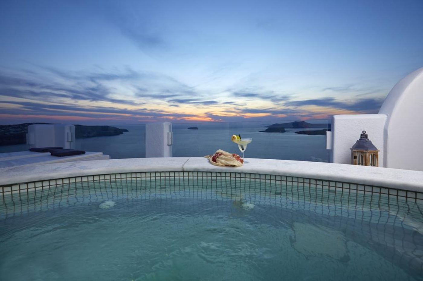 Athermi-Suites-Room-38