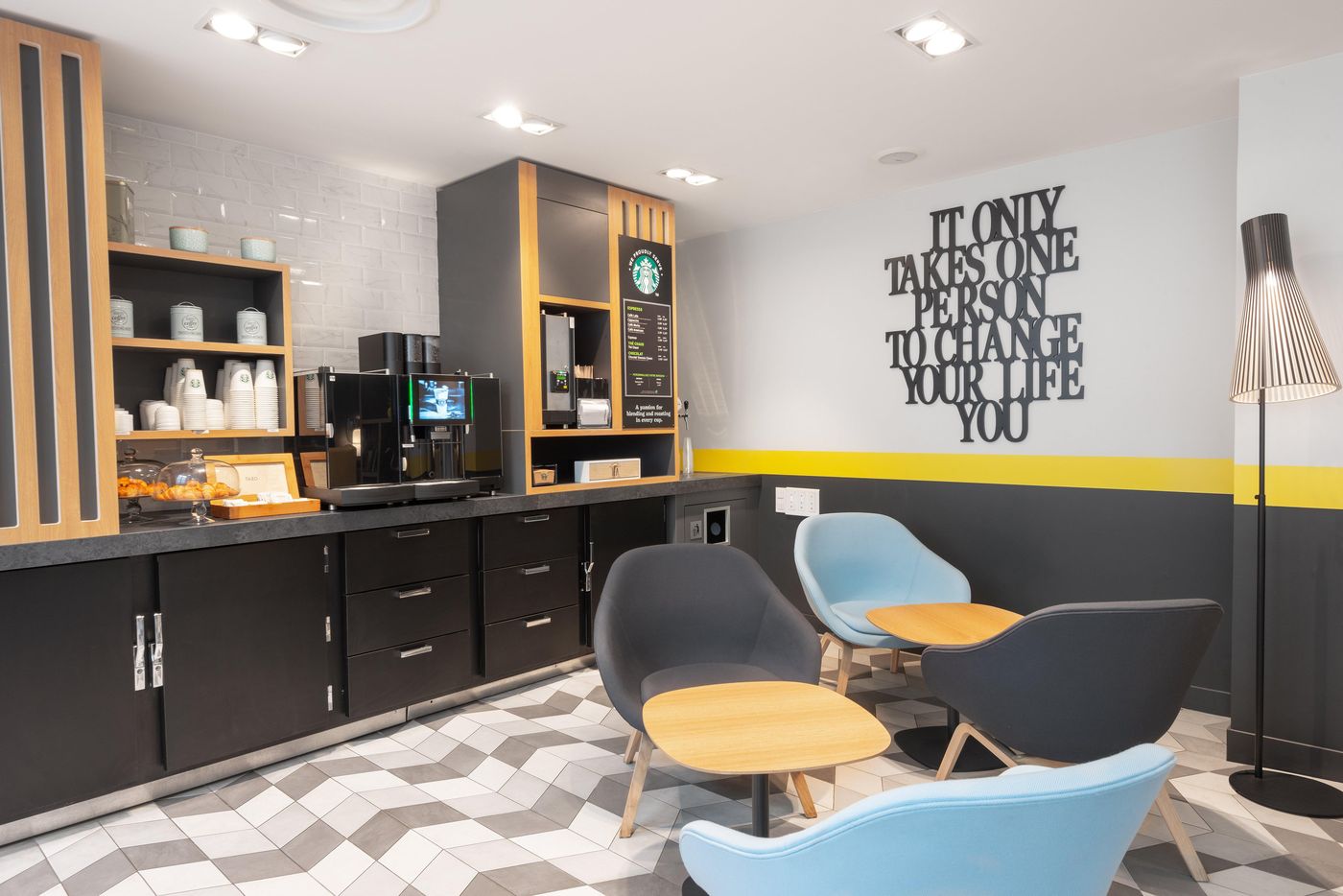 Holiday-Inn-Paris-Opera---Grands-Boulevards-Bar-23