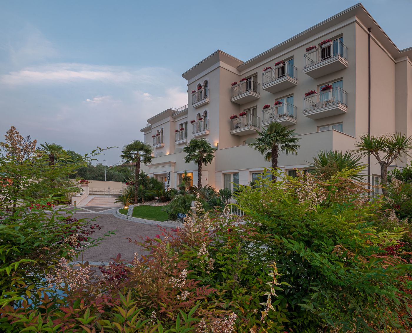 Hotel Nazionale-Italy-Desenzano del Garda BS-General view-2