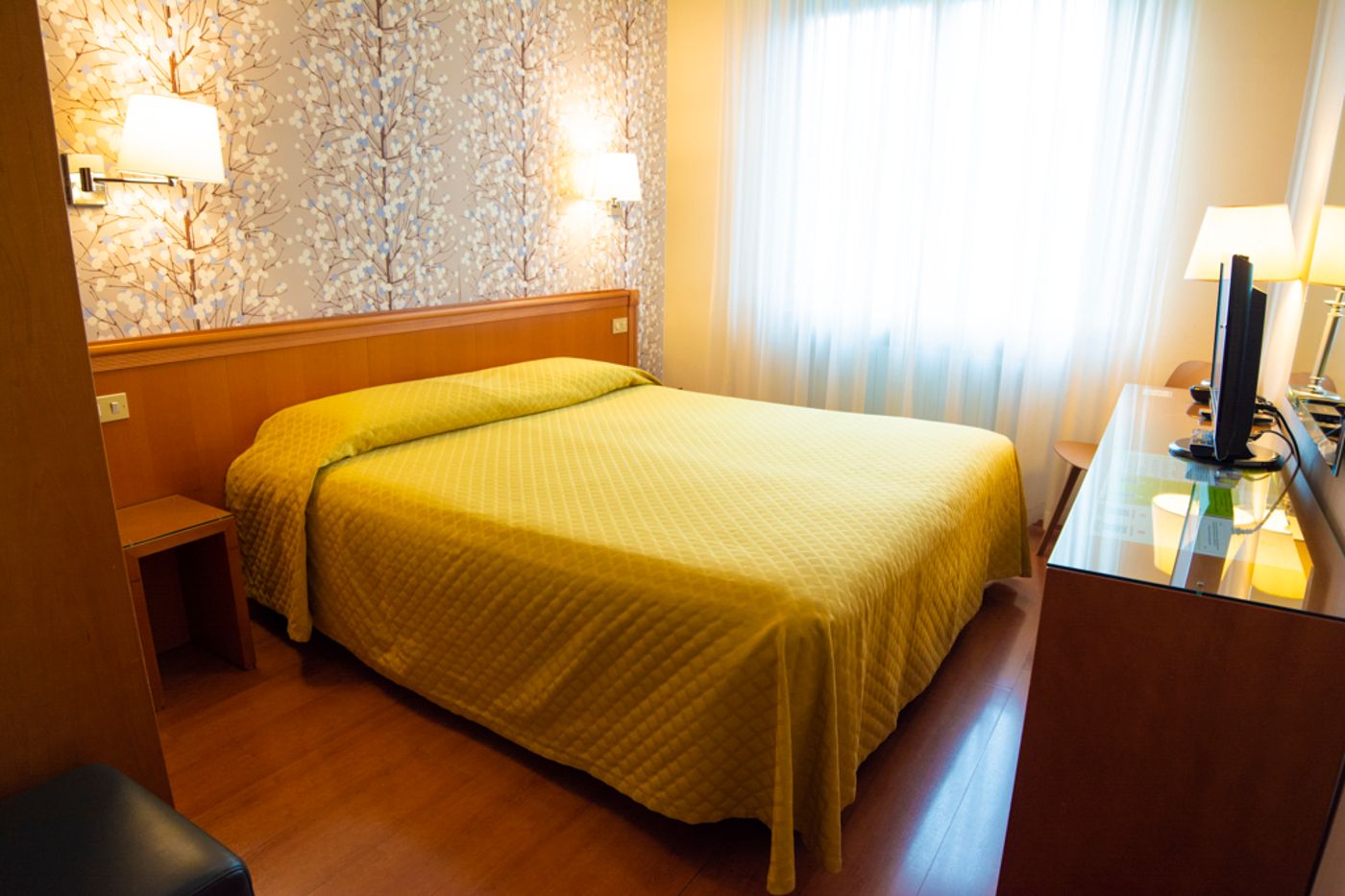 Eco-Hotel-Milano---Bioriso-Restaurant-Room-25