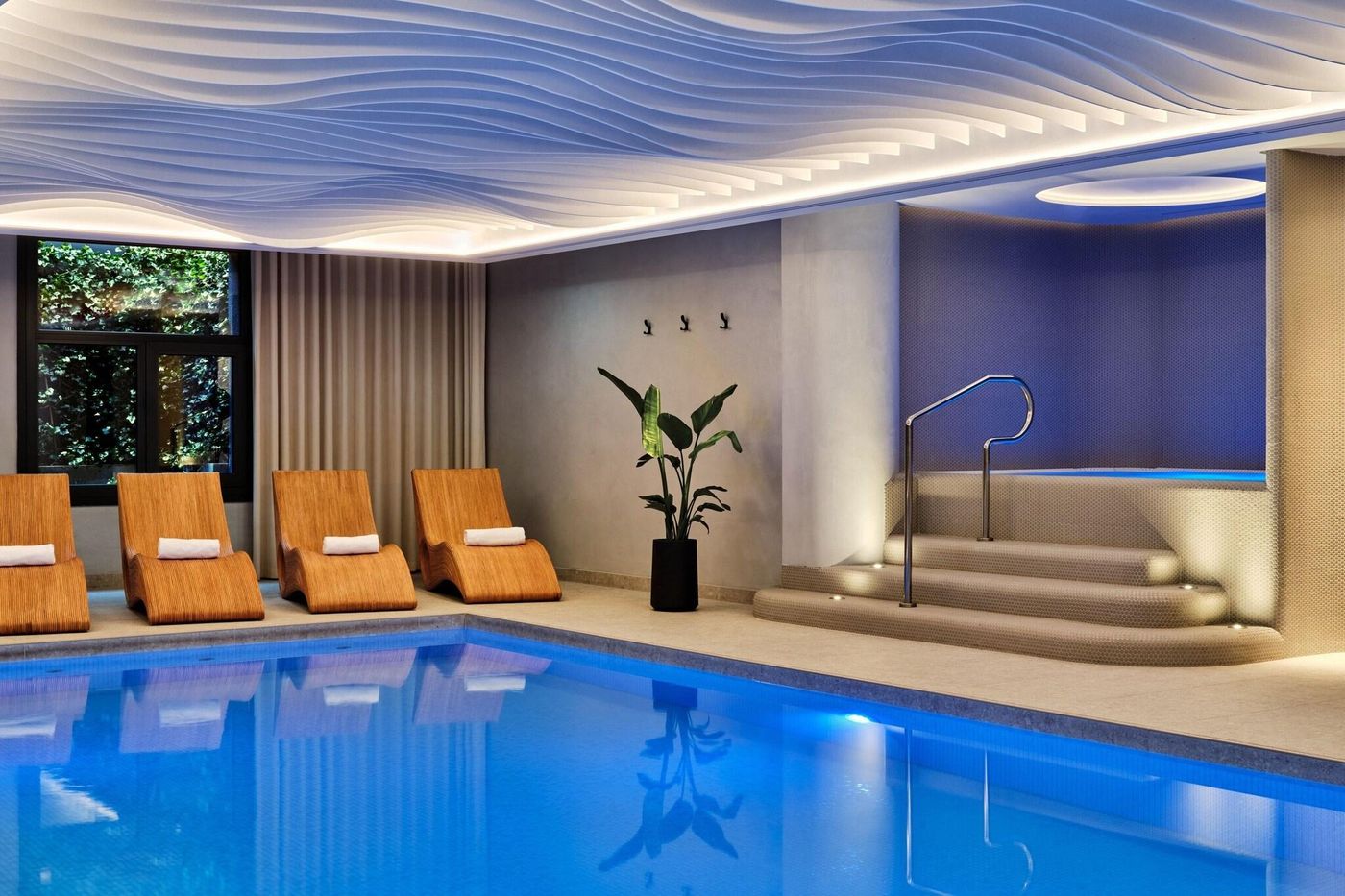 Sheraton-Grand-Krakow-Pool-66