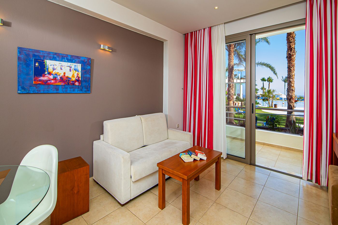 Royal-Heights-Resort-Room-28