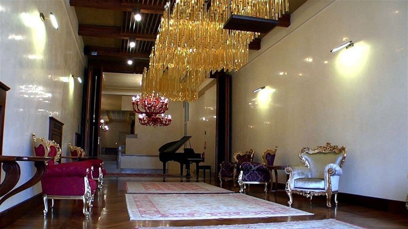 Pesaro-Palace-General-view-10