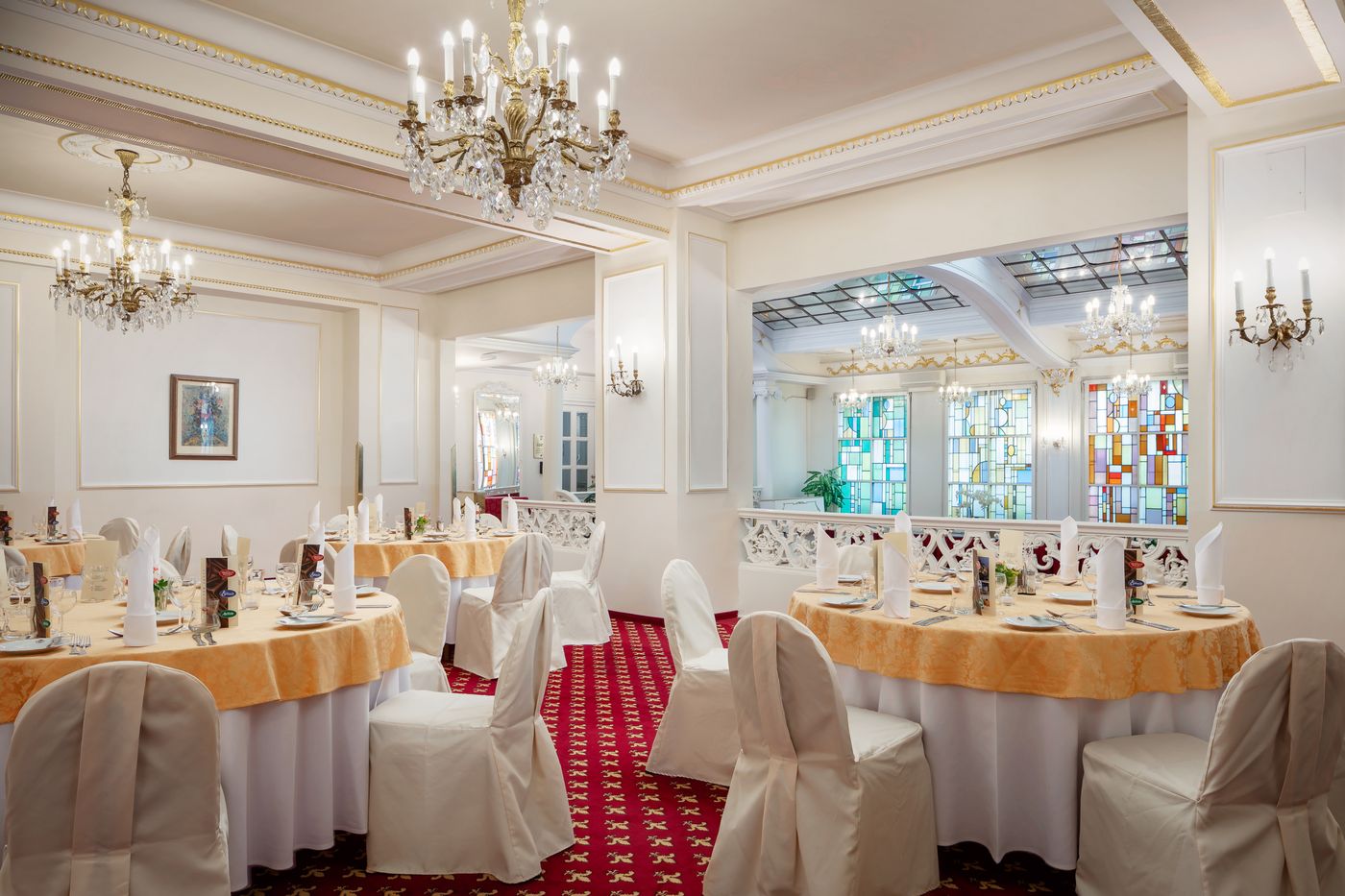 Ambassador-Zlat-----Husa-Restaurant-46