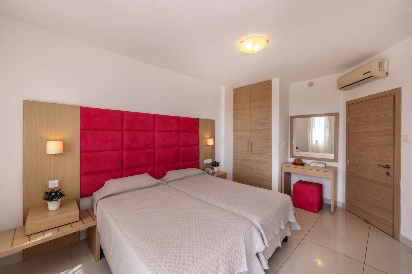 Papantonia-Apts-Room-29