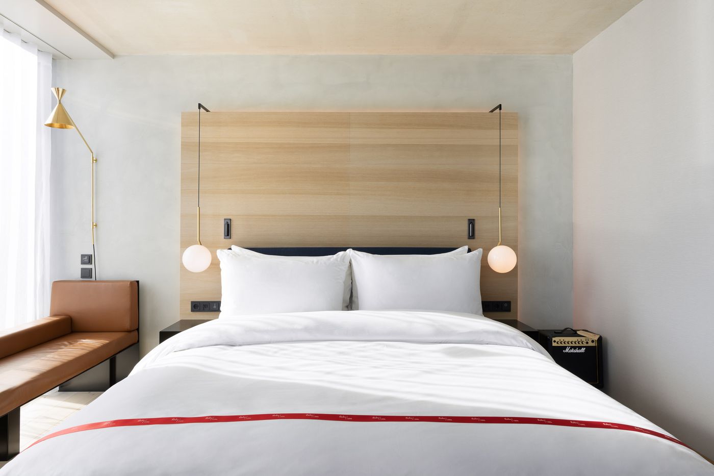 Ruby-Emma-Hotel---Bar-Room-17