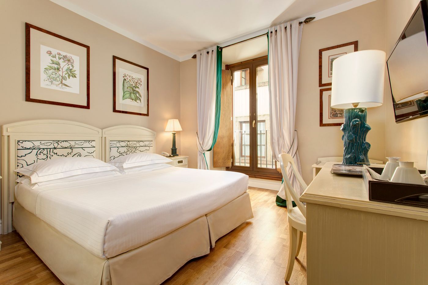 Grand-Hotel-Cavour-Room-20