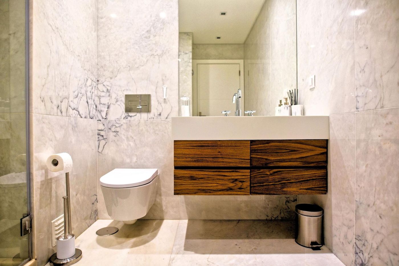 Industrial-Lisbon-Apartment---Adults-Only-Room-30