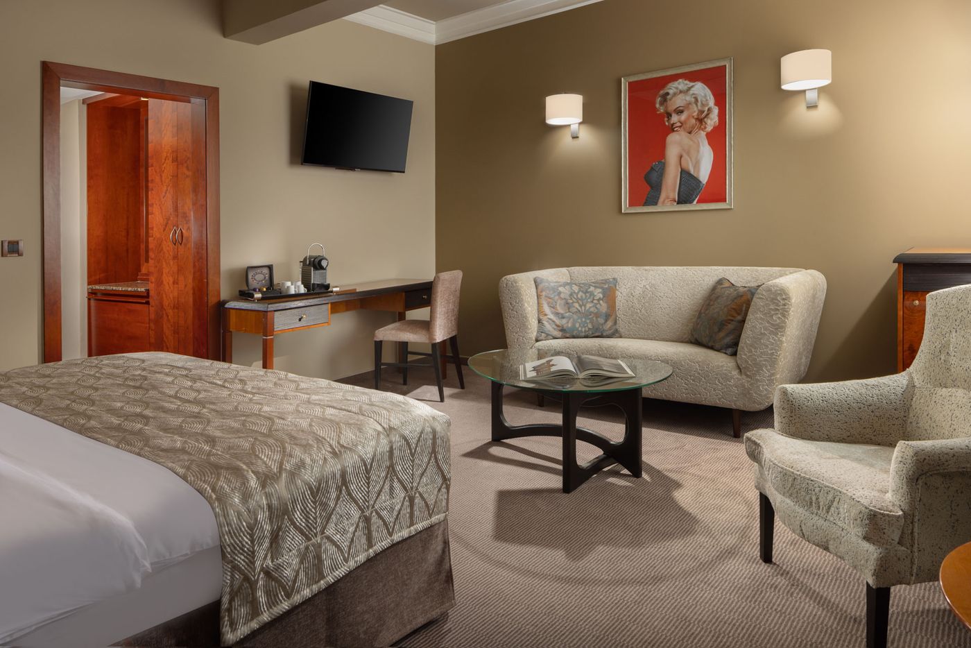 Jalta-Hotel-Prague-Room-10