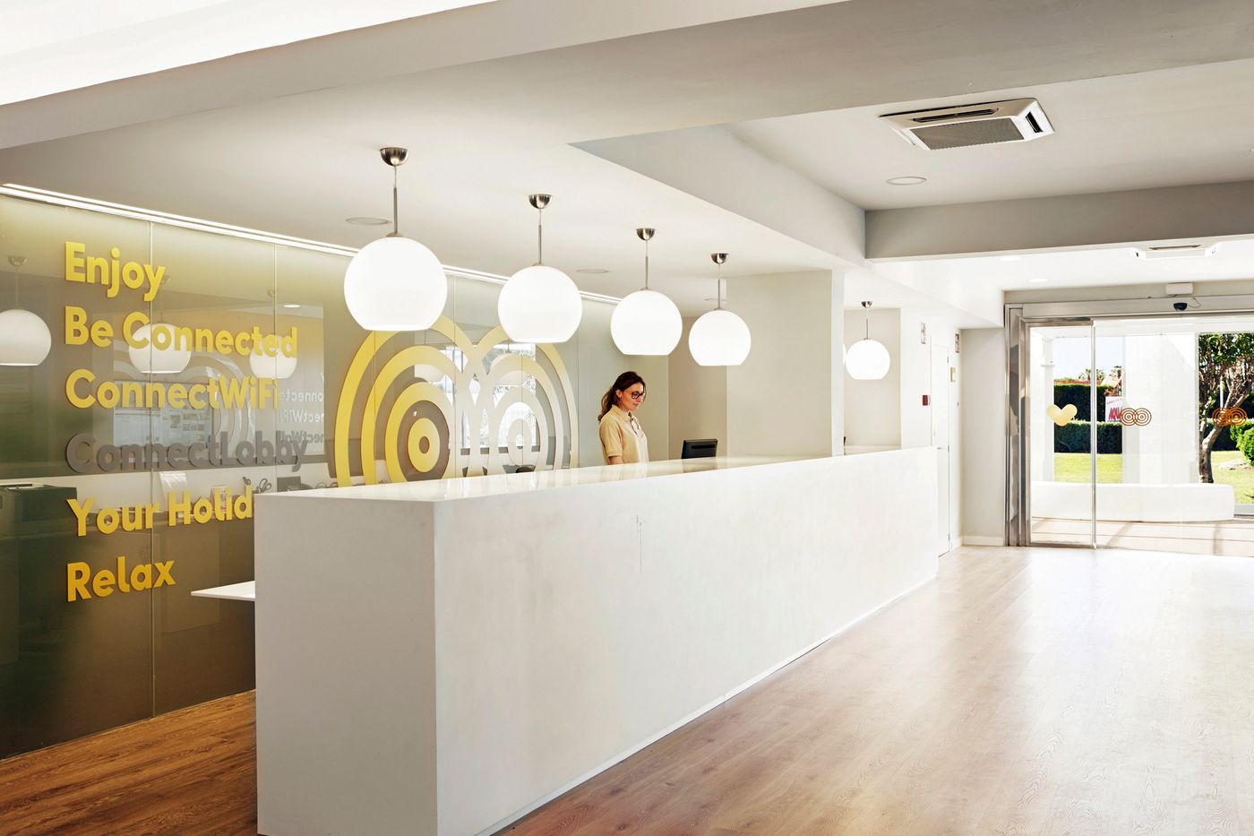 Sunconnect-Hotel-Delfines-Lobby-21