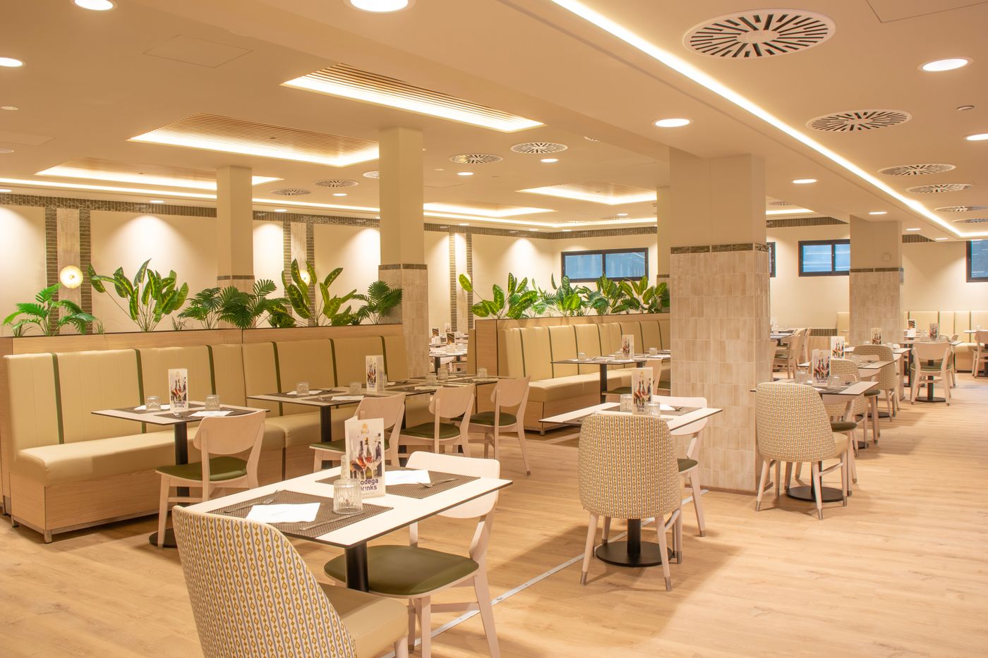 24.04.25 Gran Hotel Bali