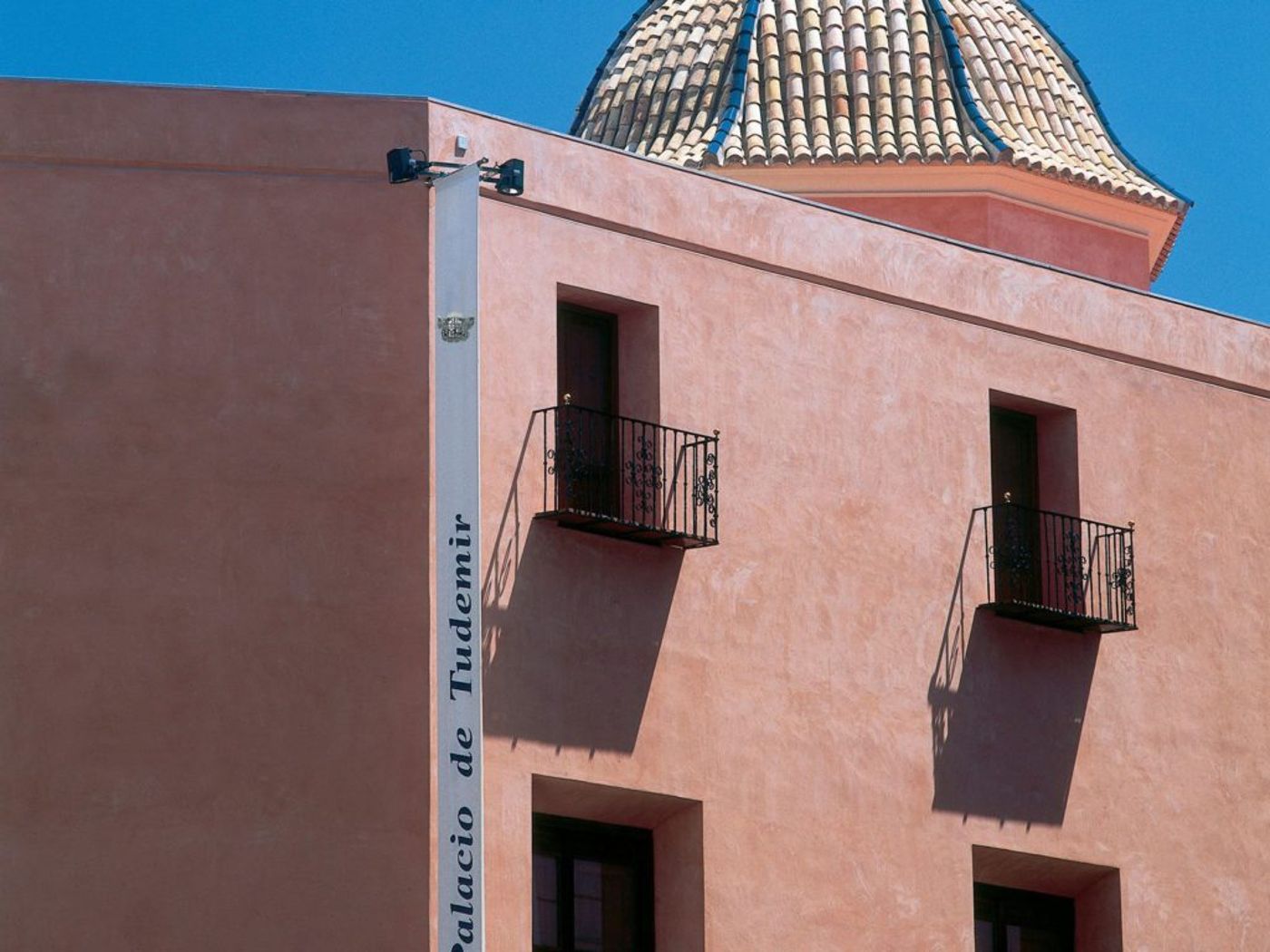 Palacio-de-Tudemir-Boutique-General-view-1