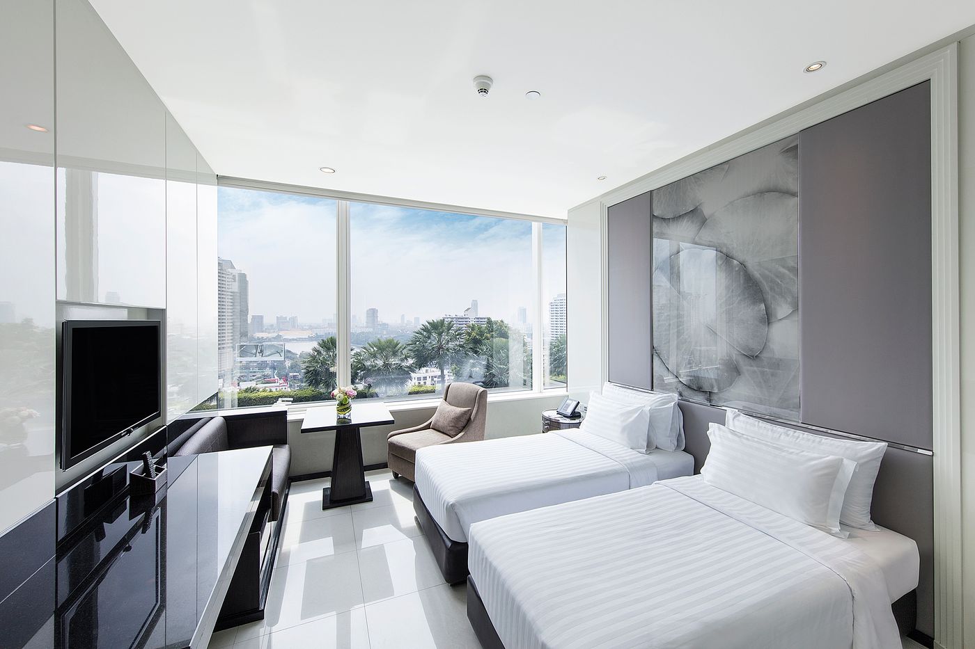 Grande-Centre-Point-Hotel-Terminal-21-Room-20