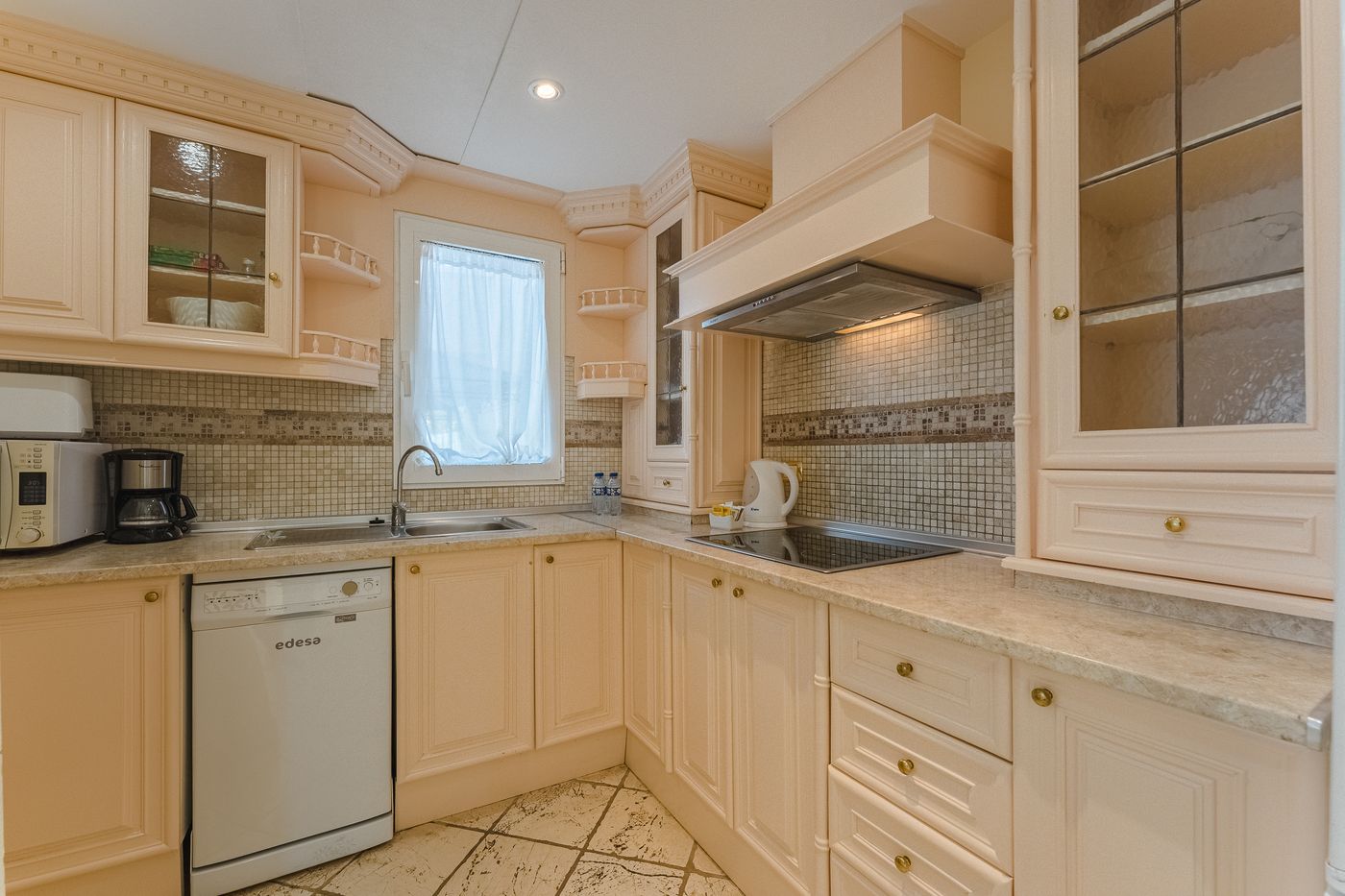 Flamingo-Suites-Room-78