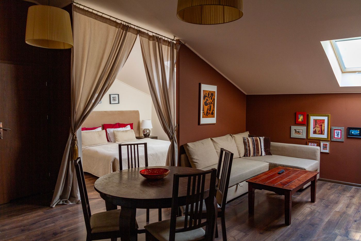 Lounge-Apartments-Room-11