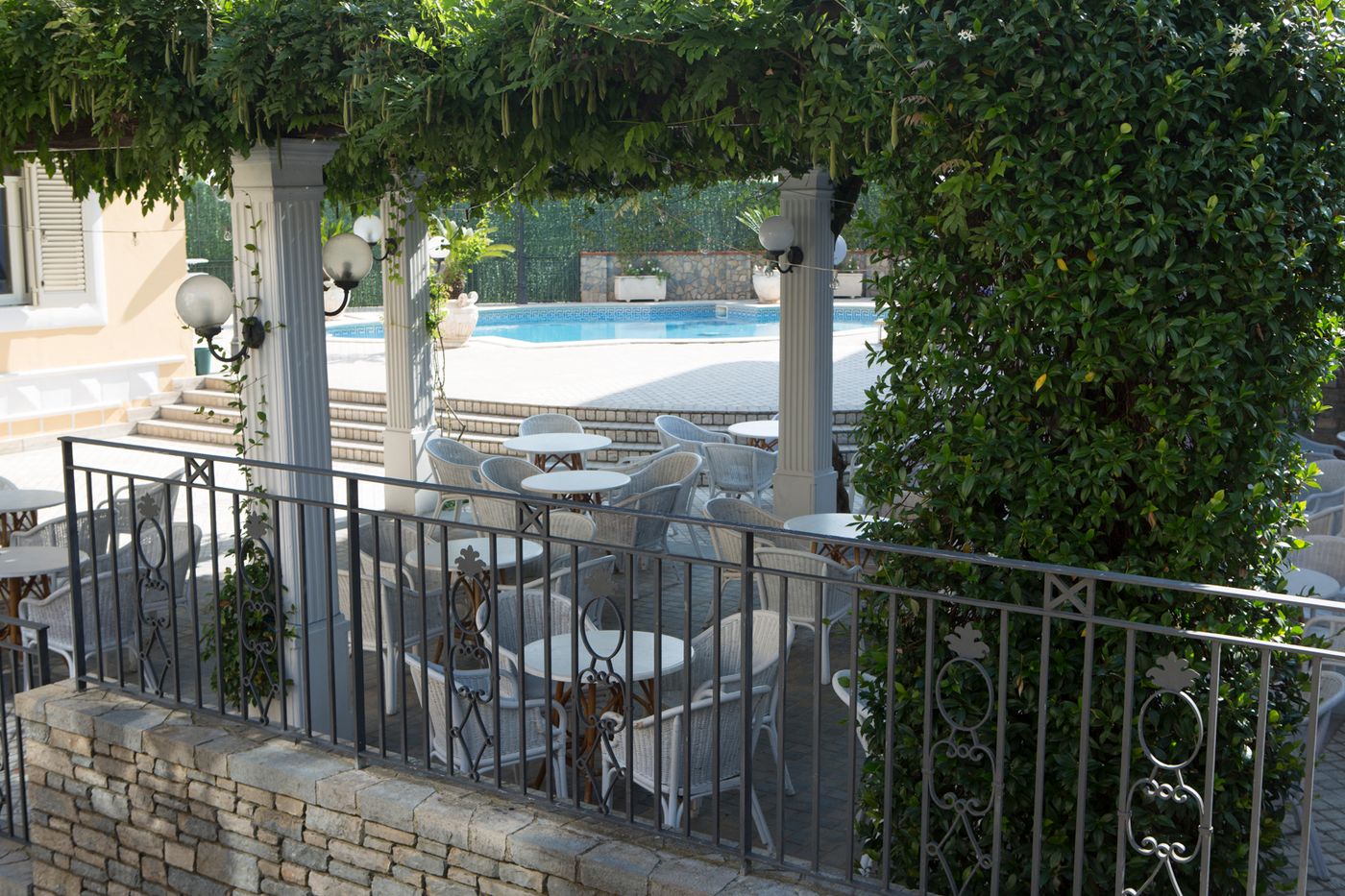 Resort-Sant-Angelo---SPA-Pool-4
