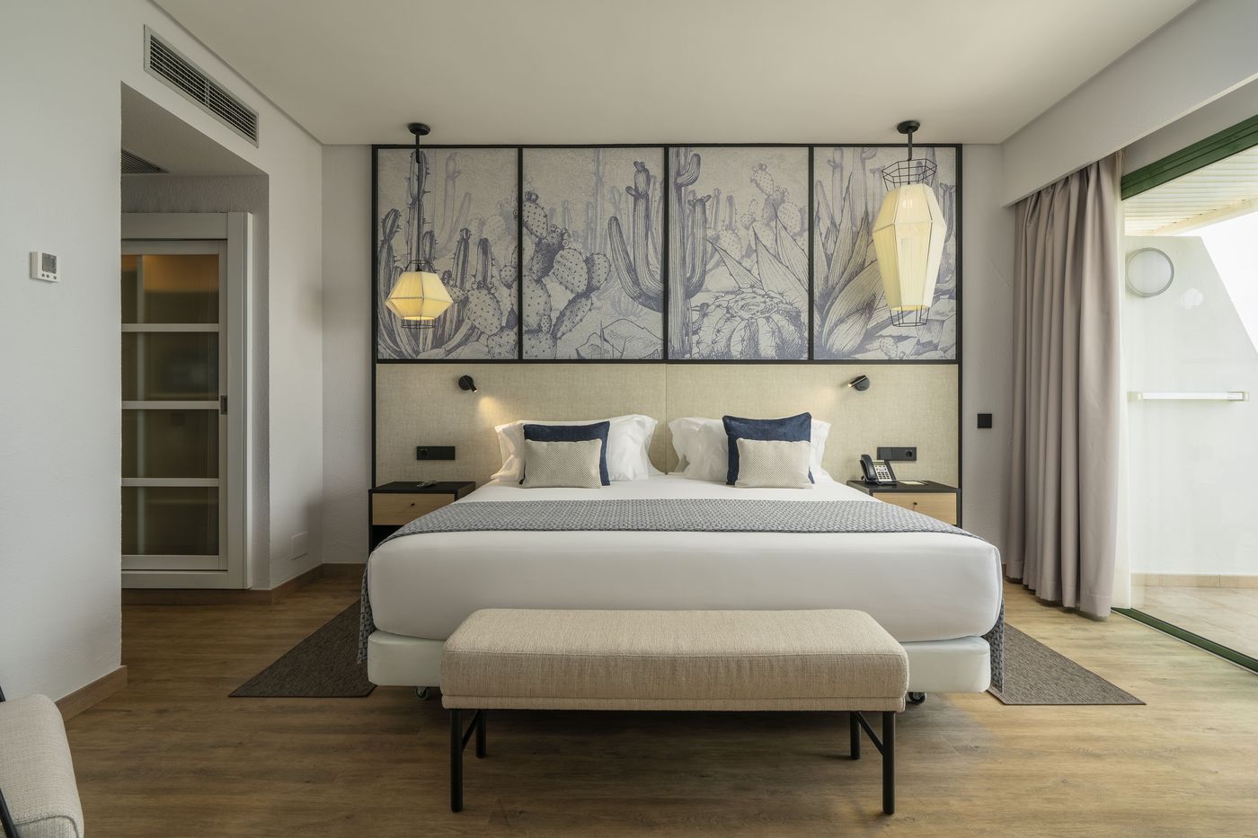 Dreams-Lanzarote-Playa-Dorada-Resort---Spa-Room-39