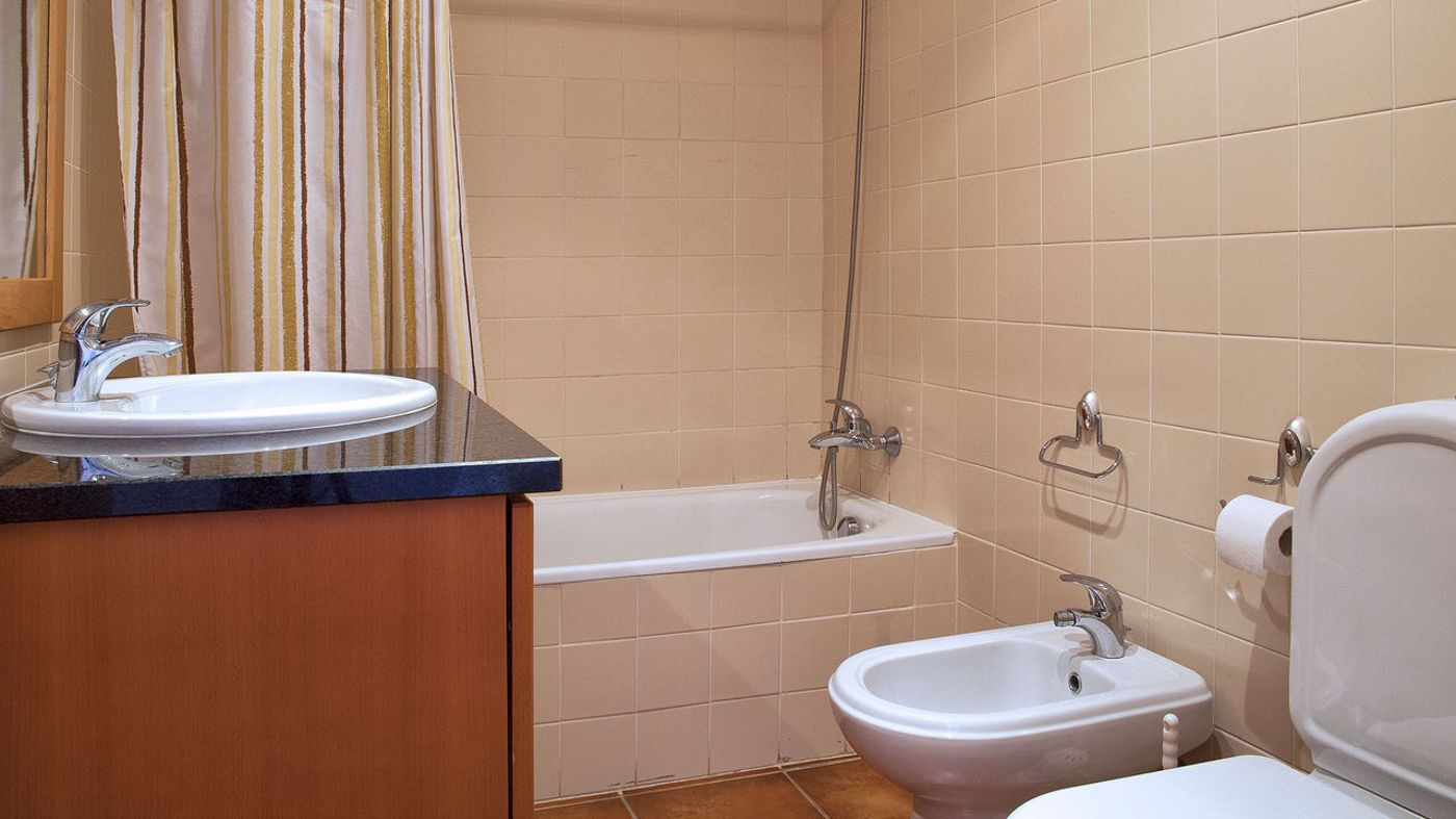 VitaSol-Park-Room-36