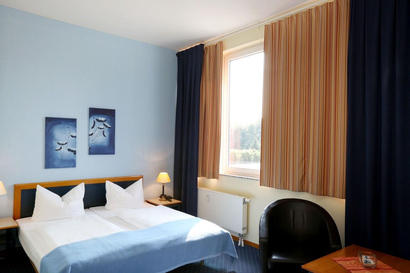 H24-Hoteltow-Room-18