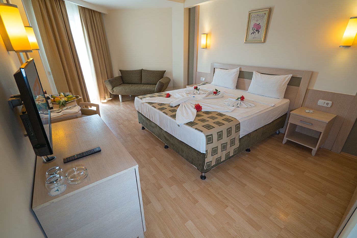 Side-Breeze-Hotel-Room-17