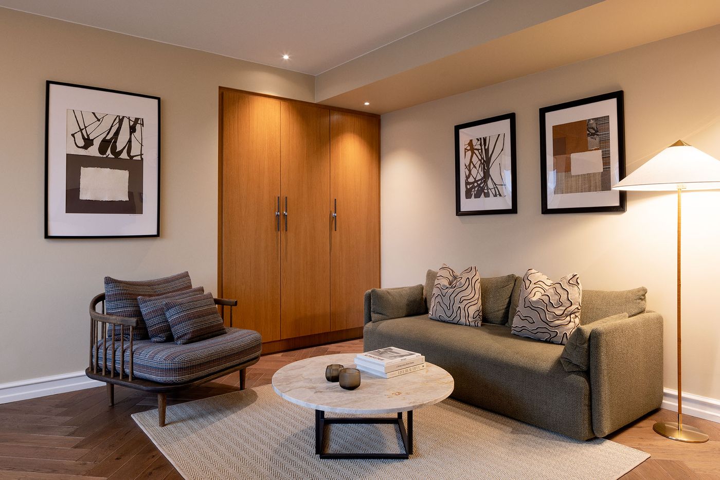 Hypernym-Luxury-Apartments-Room-4