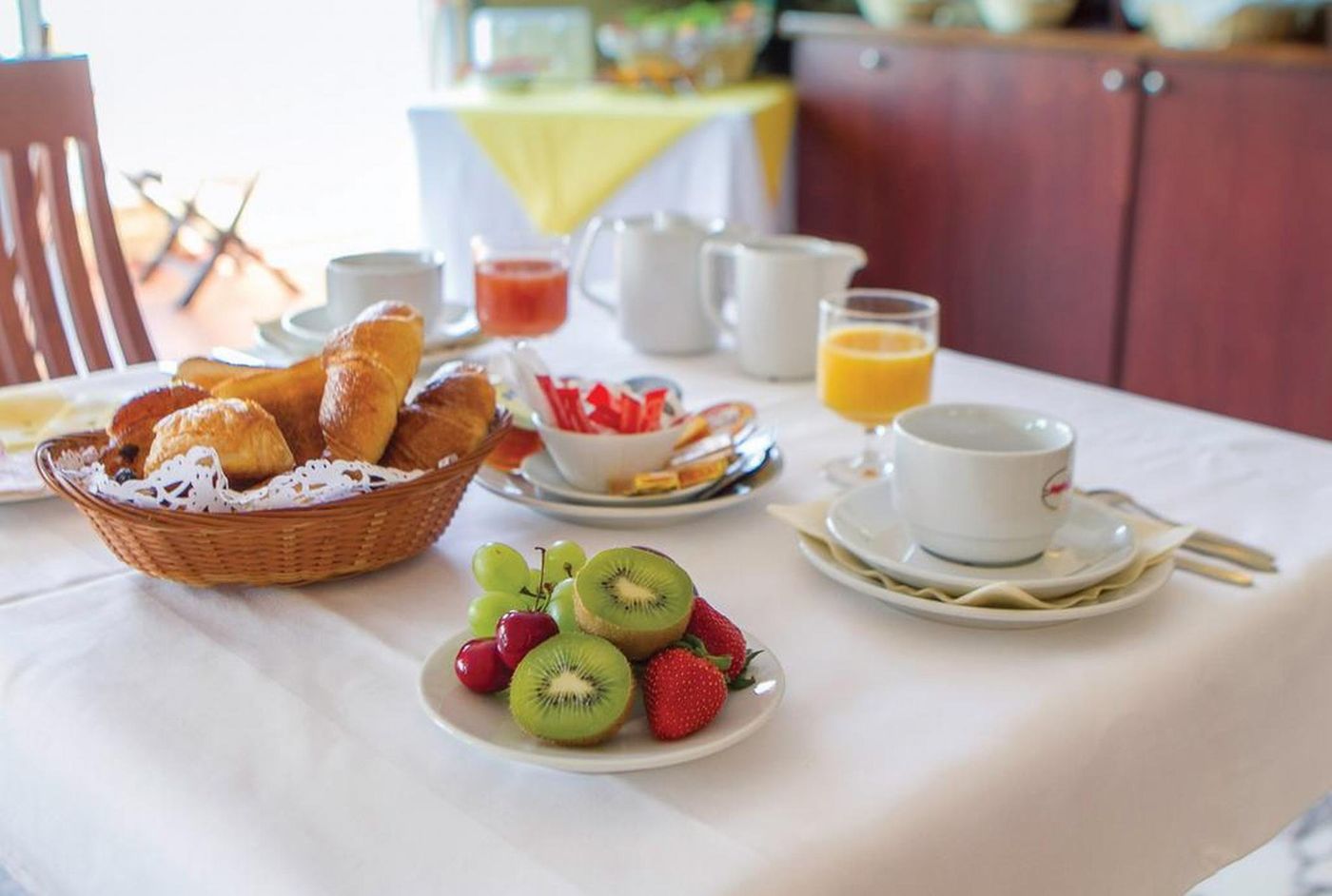 Hotel-Abrial-Cannes-Centre-Restaurant-52