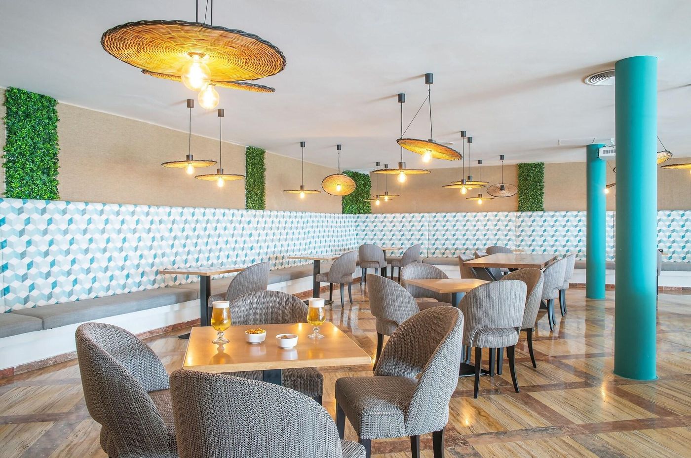 Menorca-Binibeca-by-Pierre---Vacances-Premium---Adults-Only--18---Bar-66