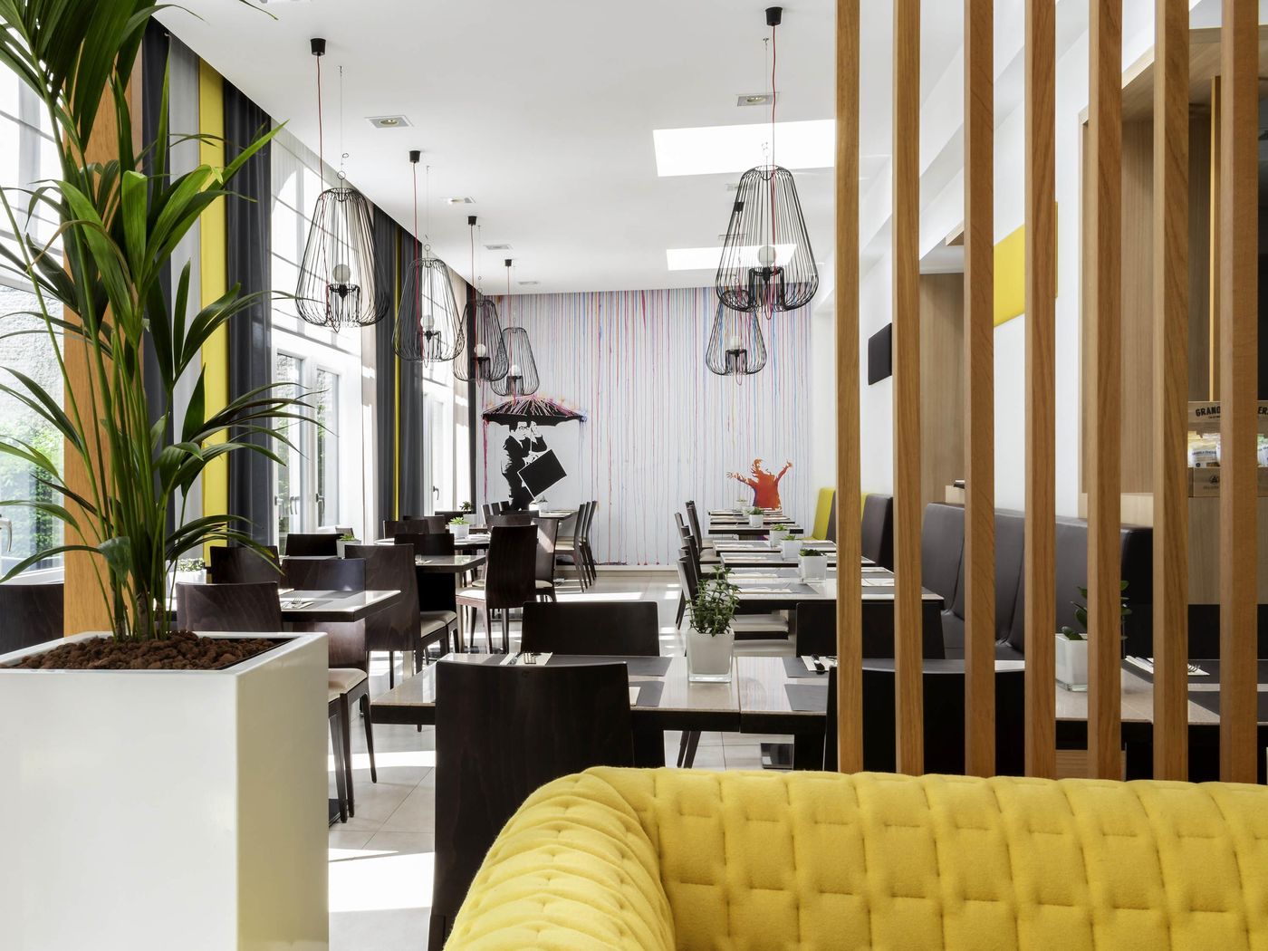 Novotel-Brussels-Centre-Midi-Station-Restaurant-3